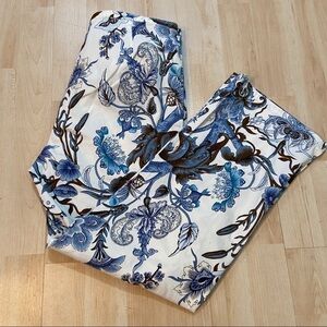 Women’s In the wash floral  capris
